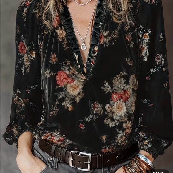 SHEIN Black Floral Blouse - Picture 2 of 4